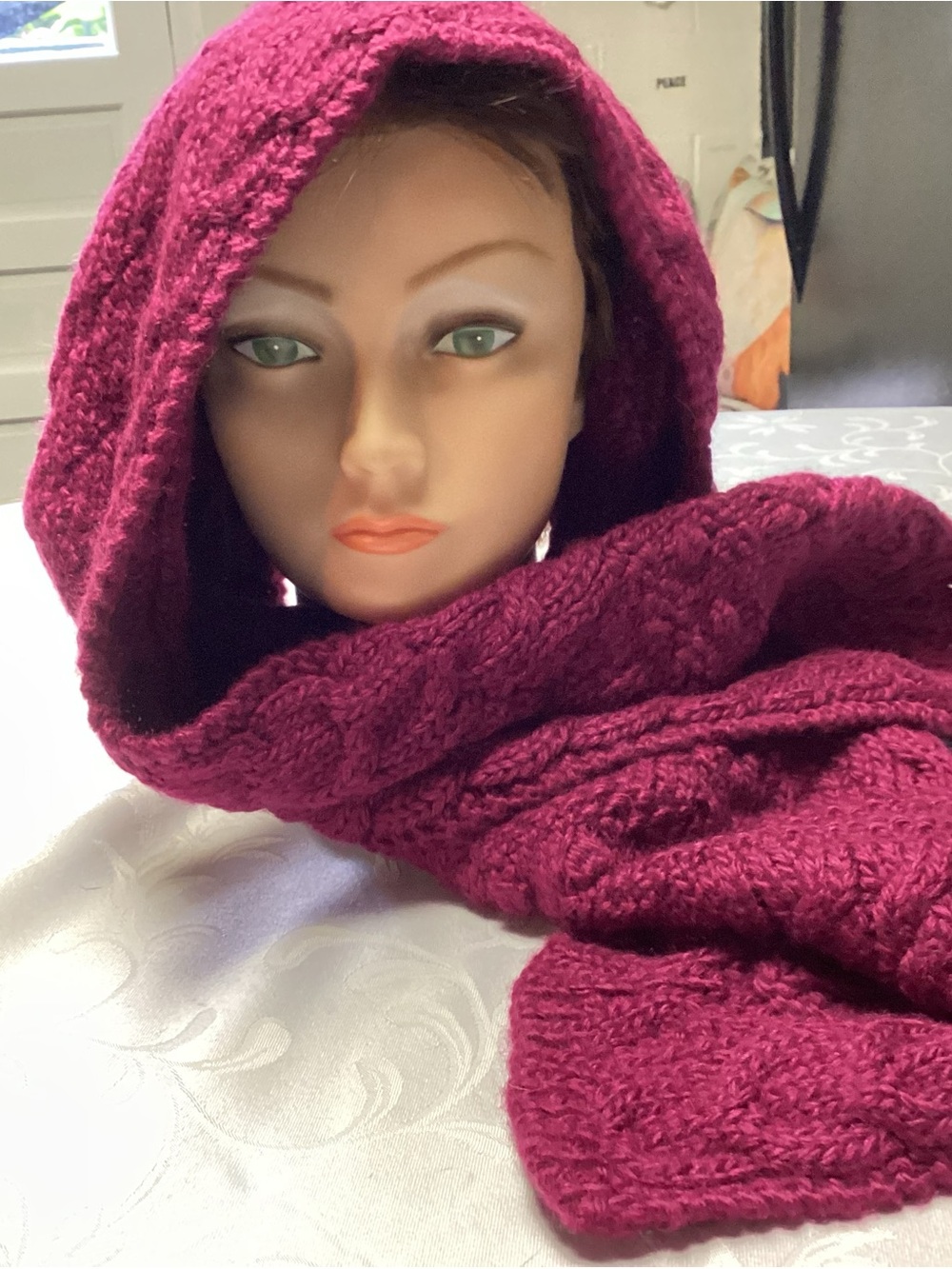 Liz Claiborne Hooded Cable Knit Scarf in Deep Berry